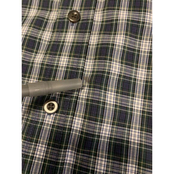 L.L. Bean Wrinkle Resistant Plaid Button Down Shirt Size L- Reg - Picture 8 of 8